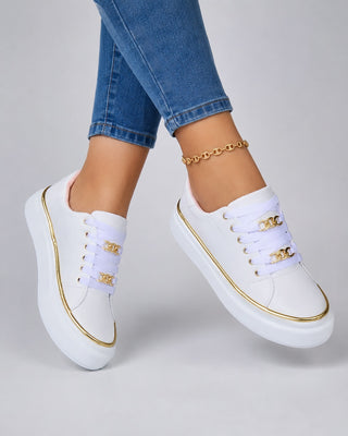 Minimalist Lace-Up Platform Sneakers for Women with Metallic Accents and Comfortable Fit