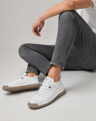 Minimalist Lace-Up Sneakers for Women Canvas Uppers Adjustable Fit Casual Everyday Style