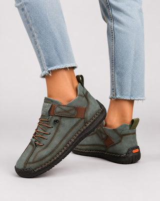 Minimalist Lace-Up Sneakers for Women Canvas Uppers Adjustable Fit Casual Everyday Style
