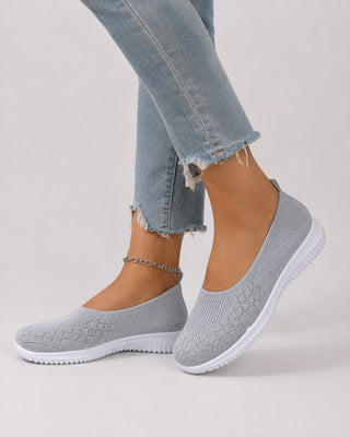 Lightweight Casual Knit Sneakers Slip-On Design Breathable Upper Cushioned Sole for Everyday Wear