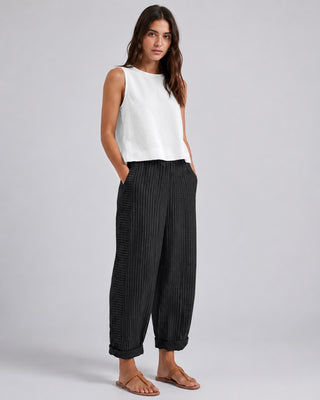 Modern Women's Trousers Cropped Straight-Leg Lightweight Fabric with Button Detail and Cuffed Hem