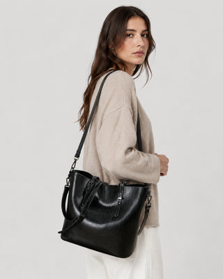 Vintage Leather Shoulder Bag Spacious Design Dual Handle Everyday Carry