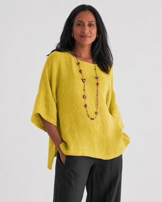 Casual Oversized Women's Blouse in Soft Linen with Three-Quarter Sleeves for Summer Fashion