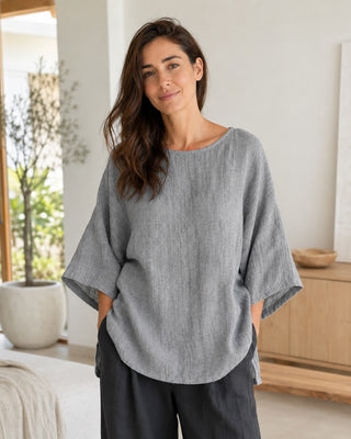 Casual Oversized Women's Blouse in Soft Linen with Three-Quarter Sleeves for Summer Wear